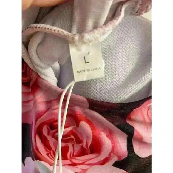 NWT BRAZILIAN Bikini Swimsuit with Pink Roses, Large. - Picture 3 of 5